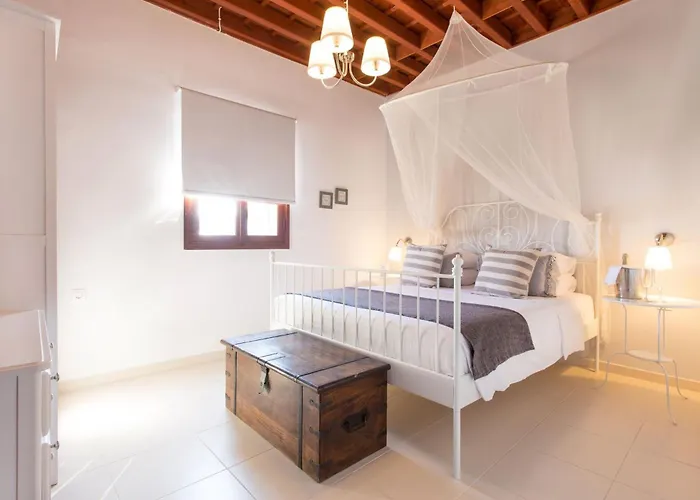 Thalassa 2 Cozy Greek Comfort Private Shaded Courtyard * לינדוס
