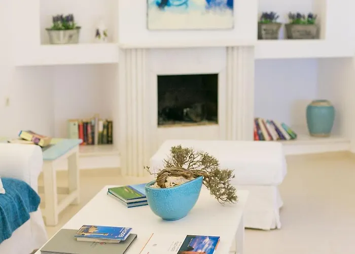 Thalassa 2 Cozy Greek Comfort Private Shaded Courtyard