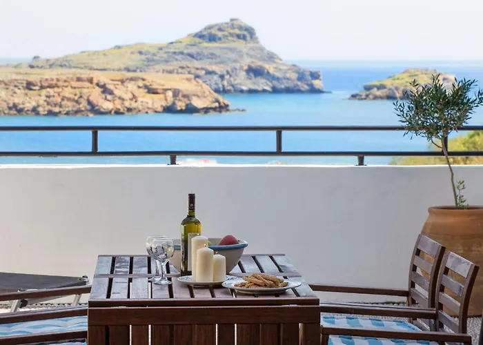 Thalassa 2 Cozy Greek Comfort Private Shaded Courtyard لينثوس